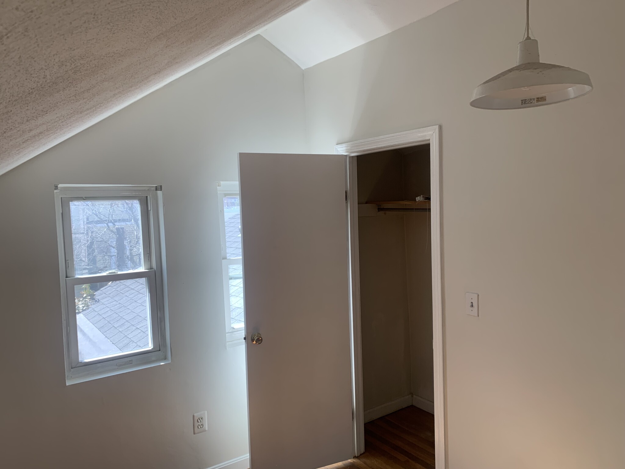 126 Thorndike, East Cambridge