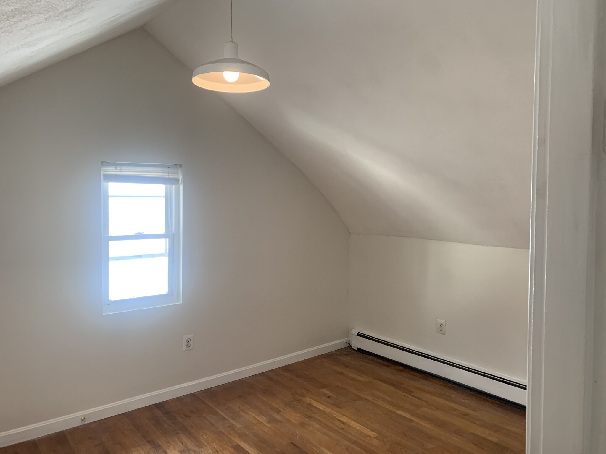 126 Thorndike, East Cambridge