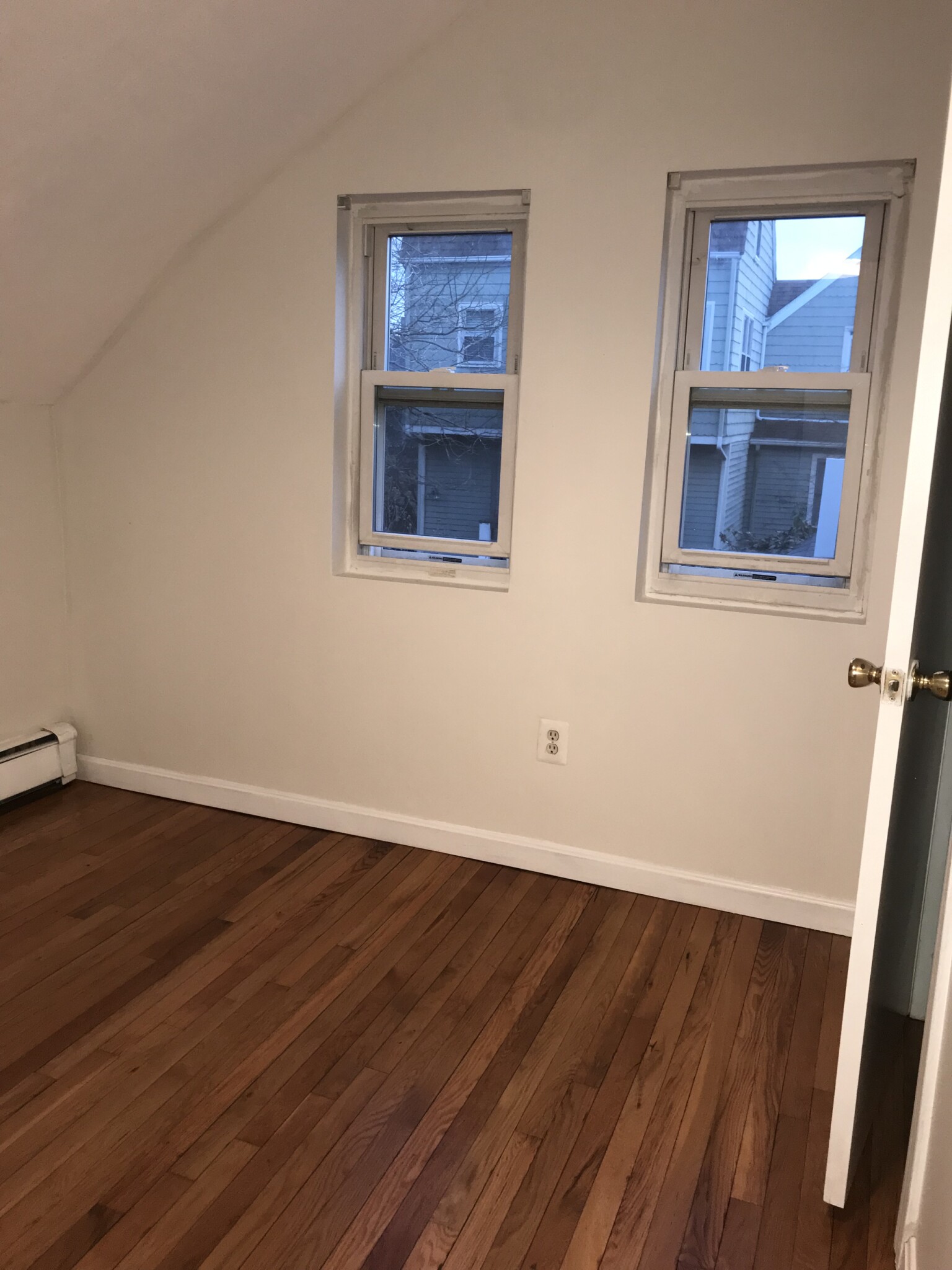 126 Thorndike, East Cambridge