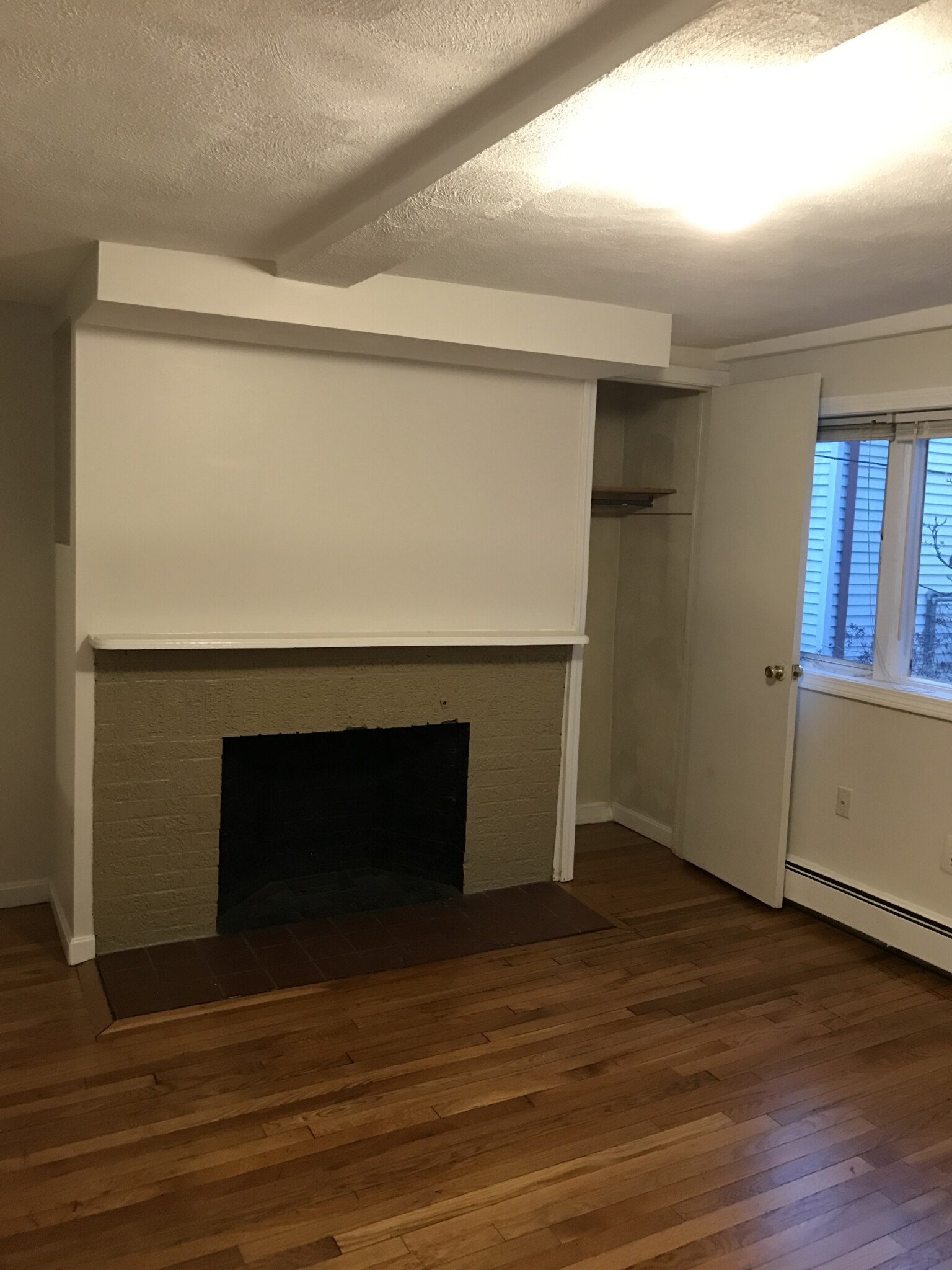 126 Thorndike, East Cambridge