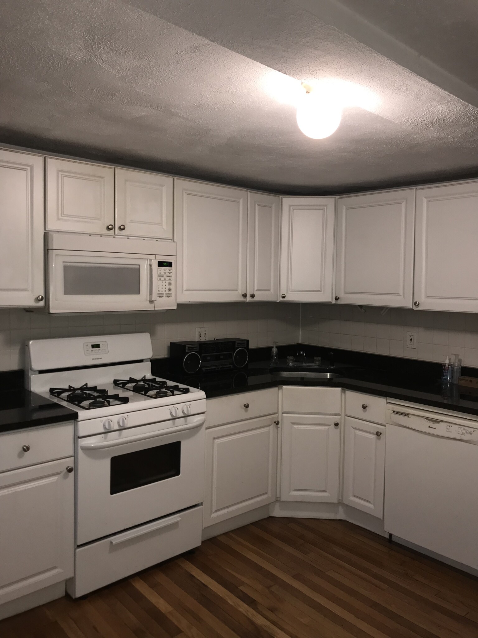 126 Thorndike, East Cambridge