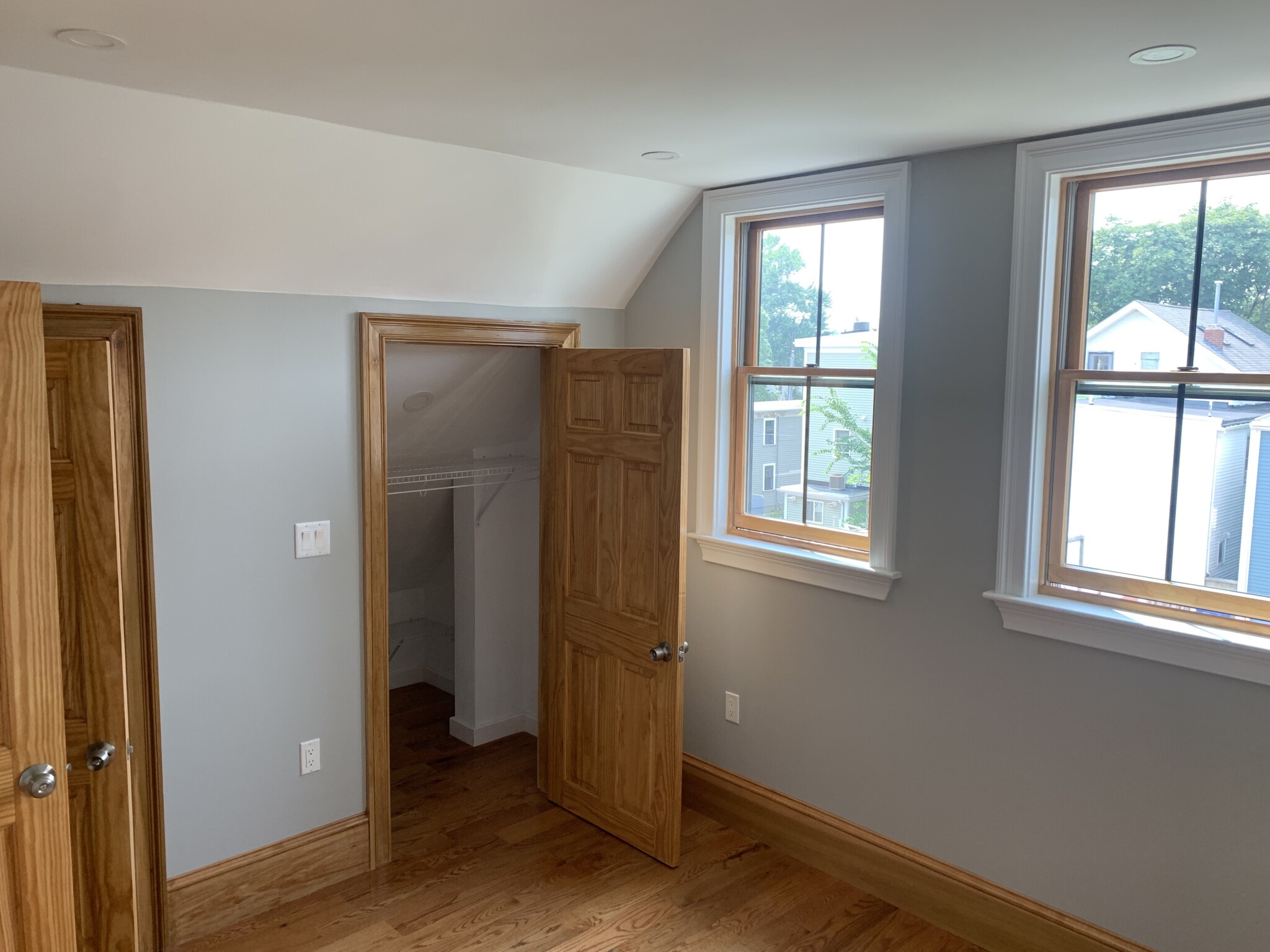 263 Elm St, Central Square