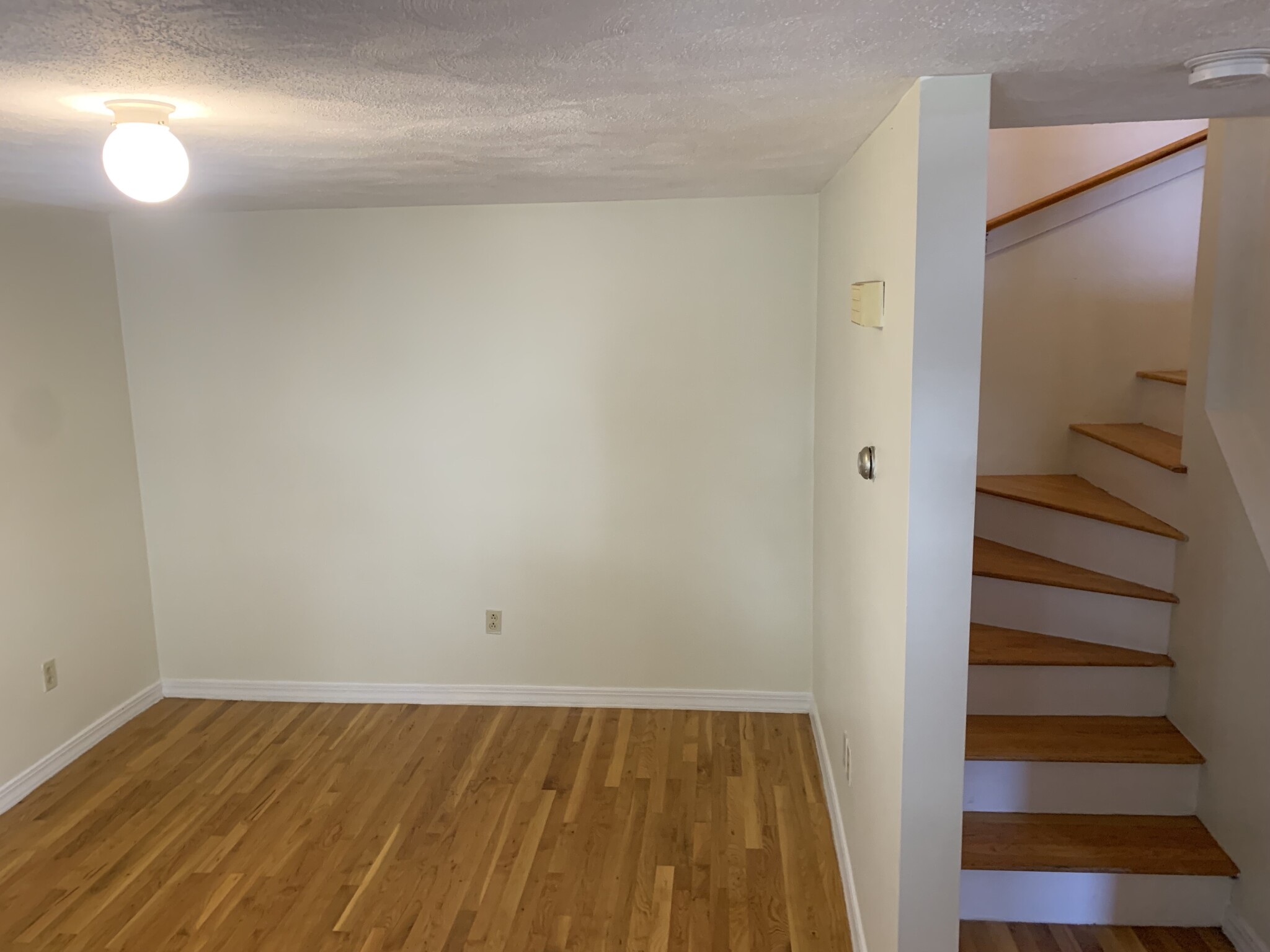 142 Thorndike St, East Cambridge