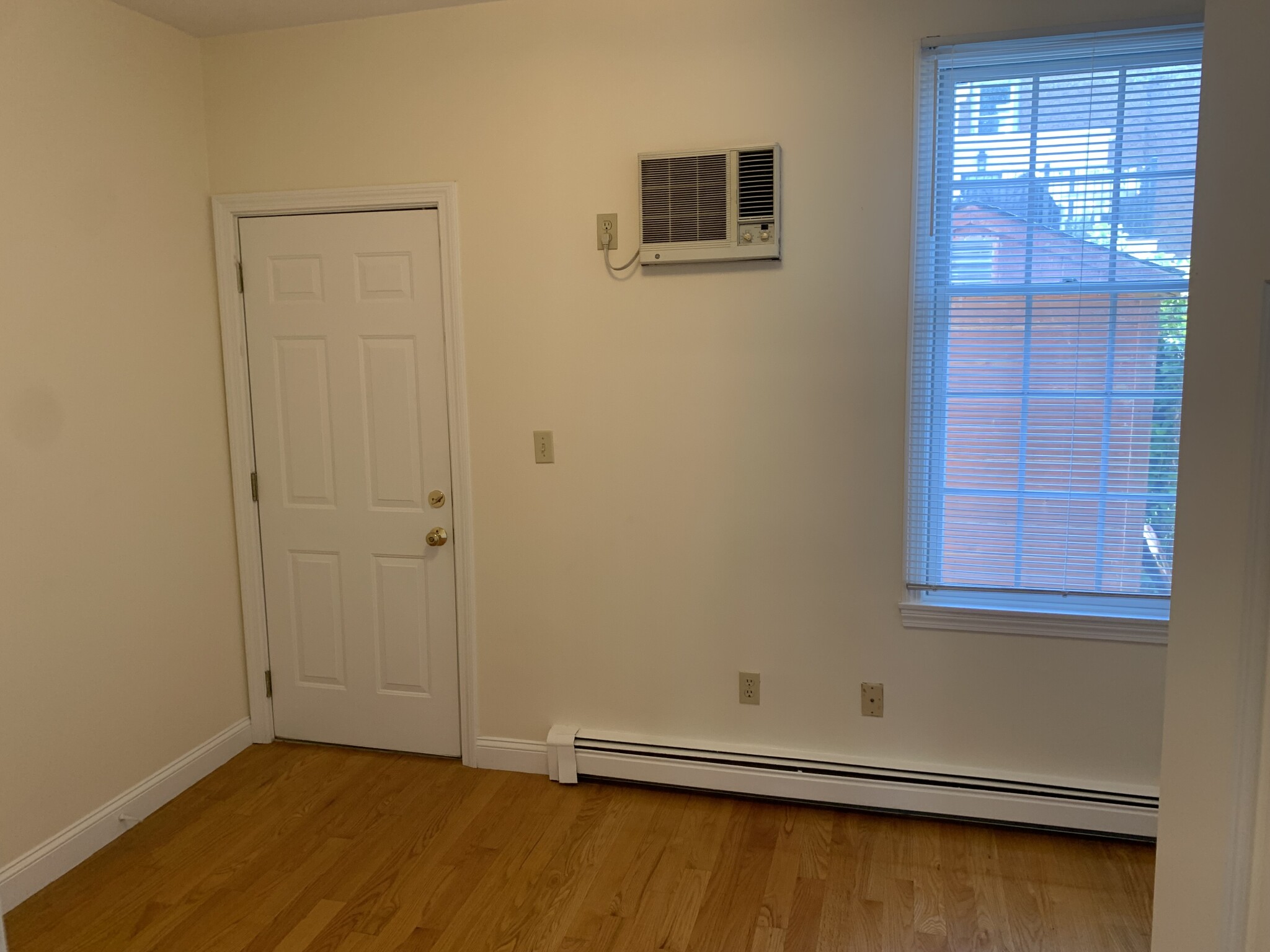 202 Hurley St, East Cambridge