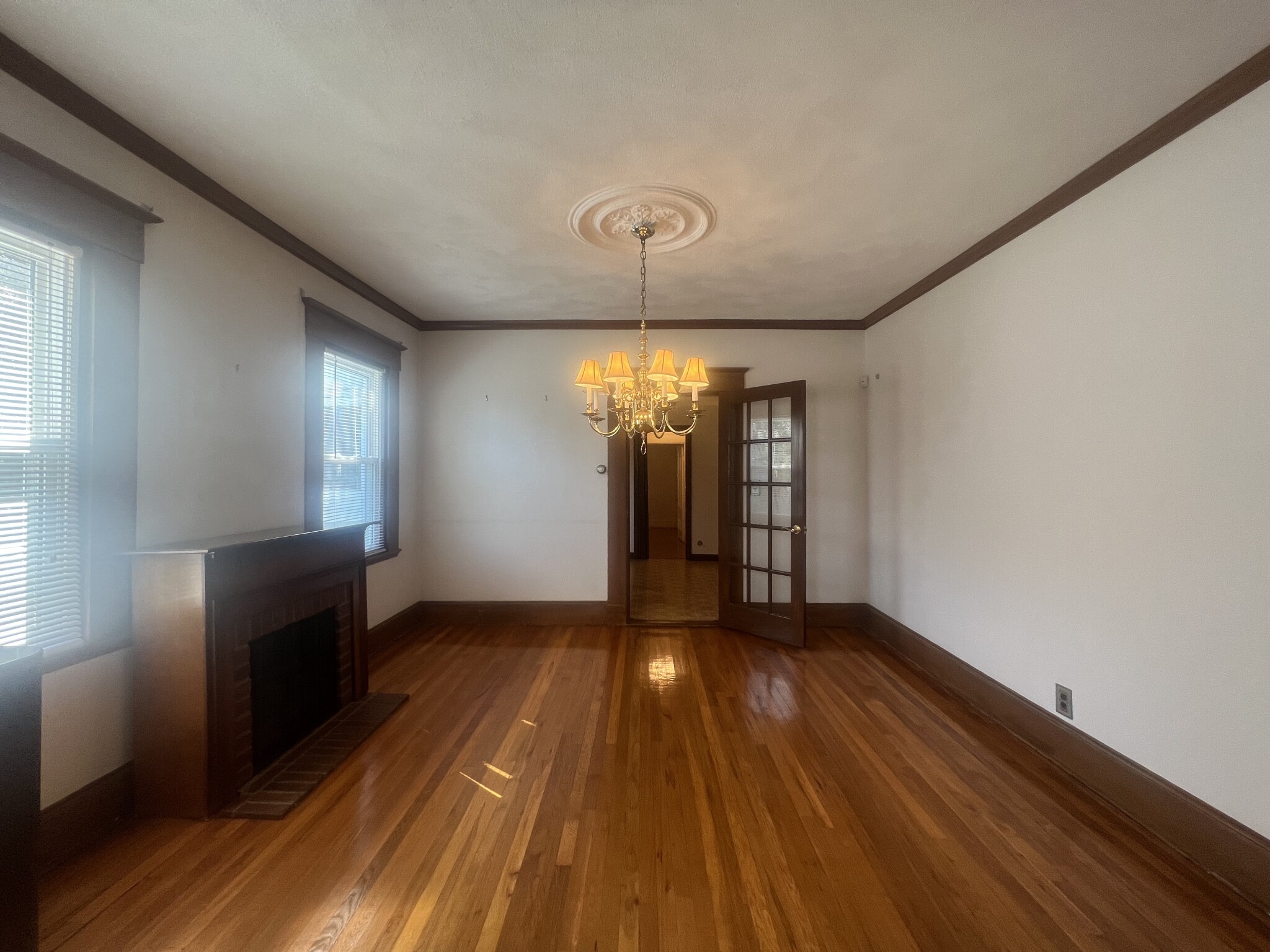 430 Mcgrath Hwy, Prospect Hill