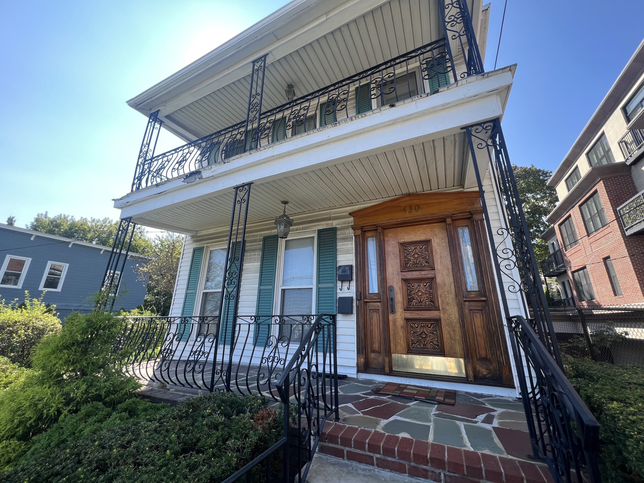 430 Mcgrath Hwy, Prospect Hill