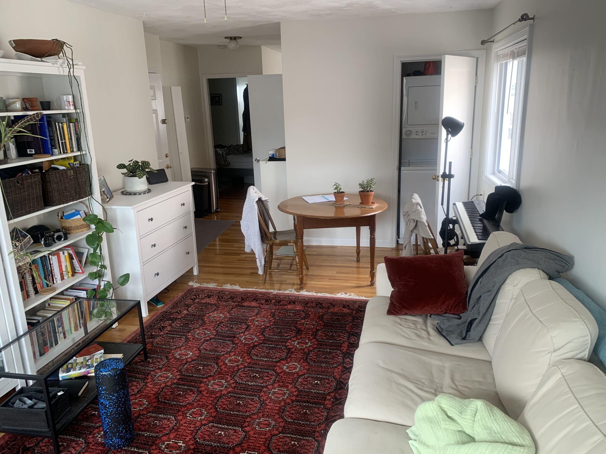 Photos of apartment on Fifth St.,Cambridge MA 02141