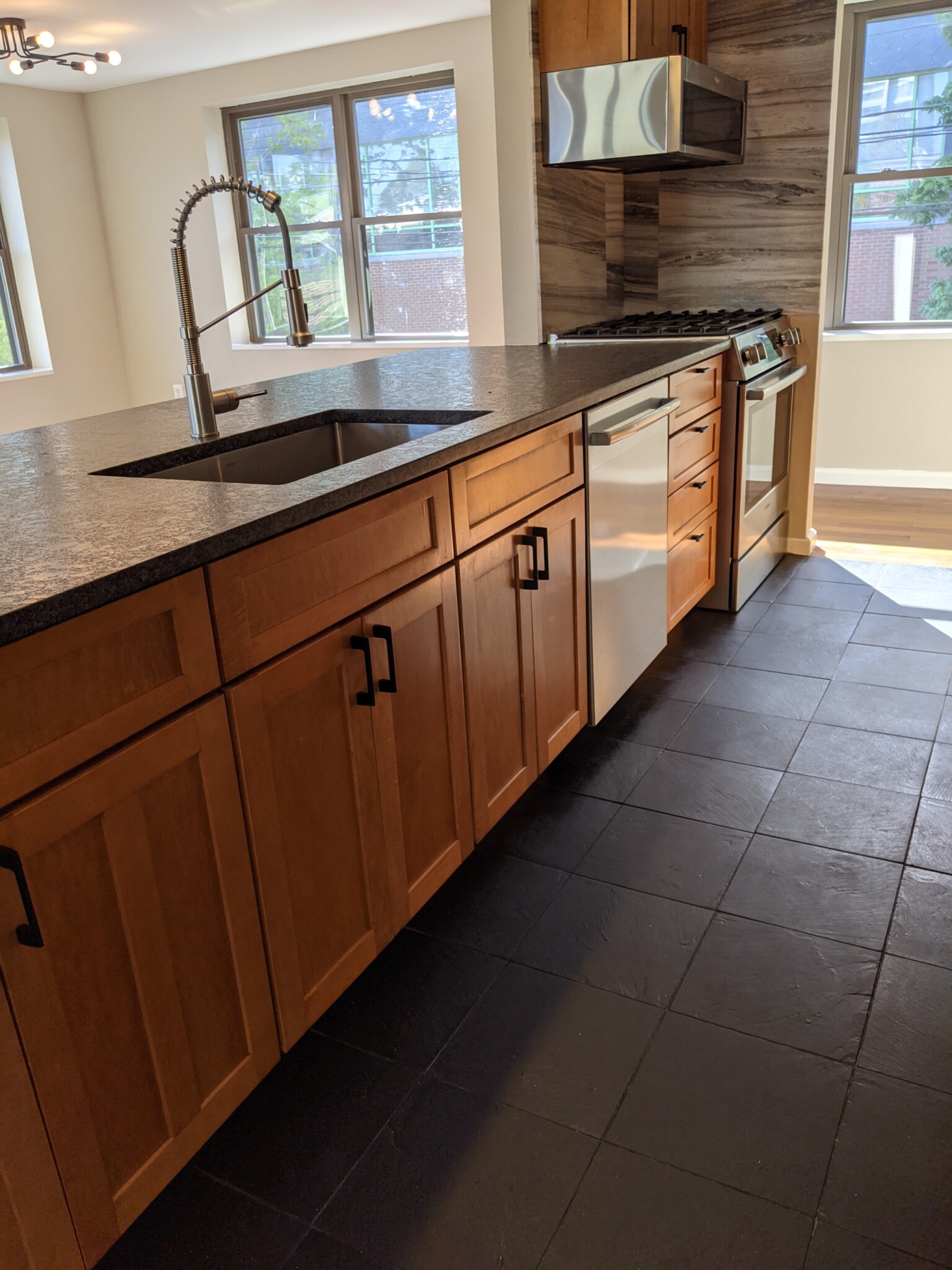 197 Sidney St. - 6,000USD / month