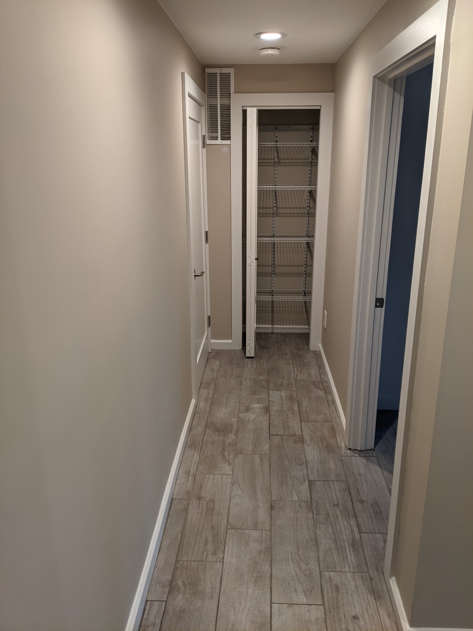 Photos of apartment on Sidney St.,Cambridge MA 02139