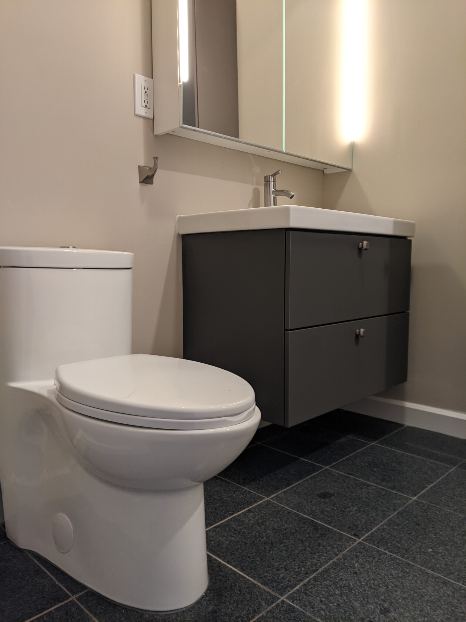 Photos of apartment on Sidney St.,Cambridge MA 02139