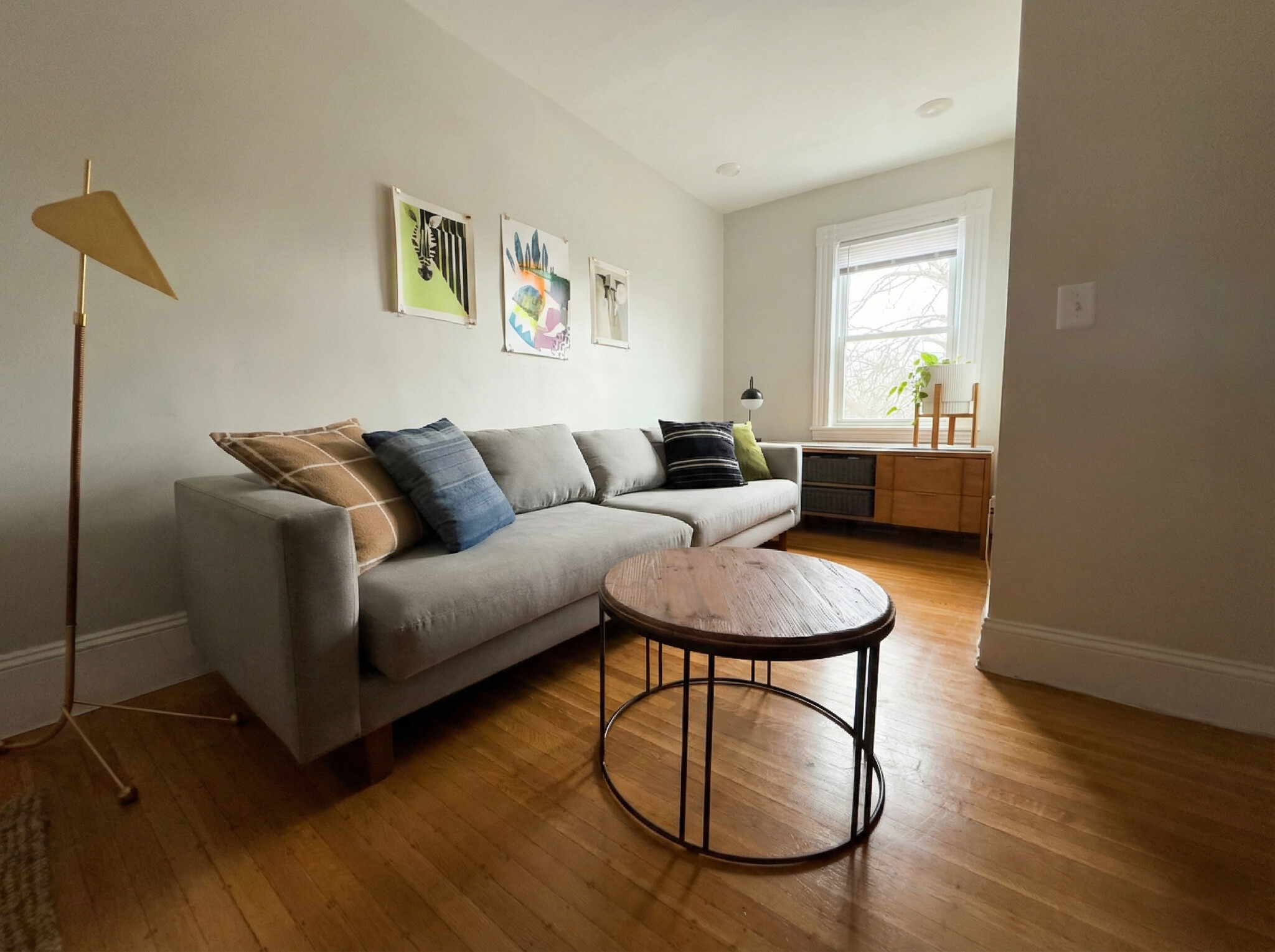 Photos of apartment on Fellsway,Somerville MA 02145