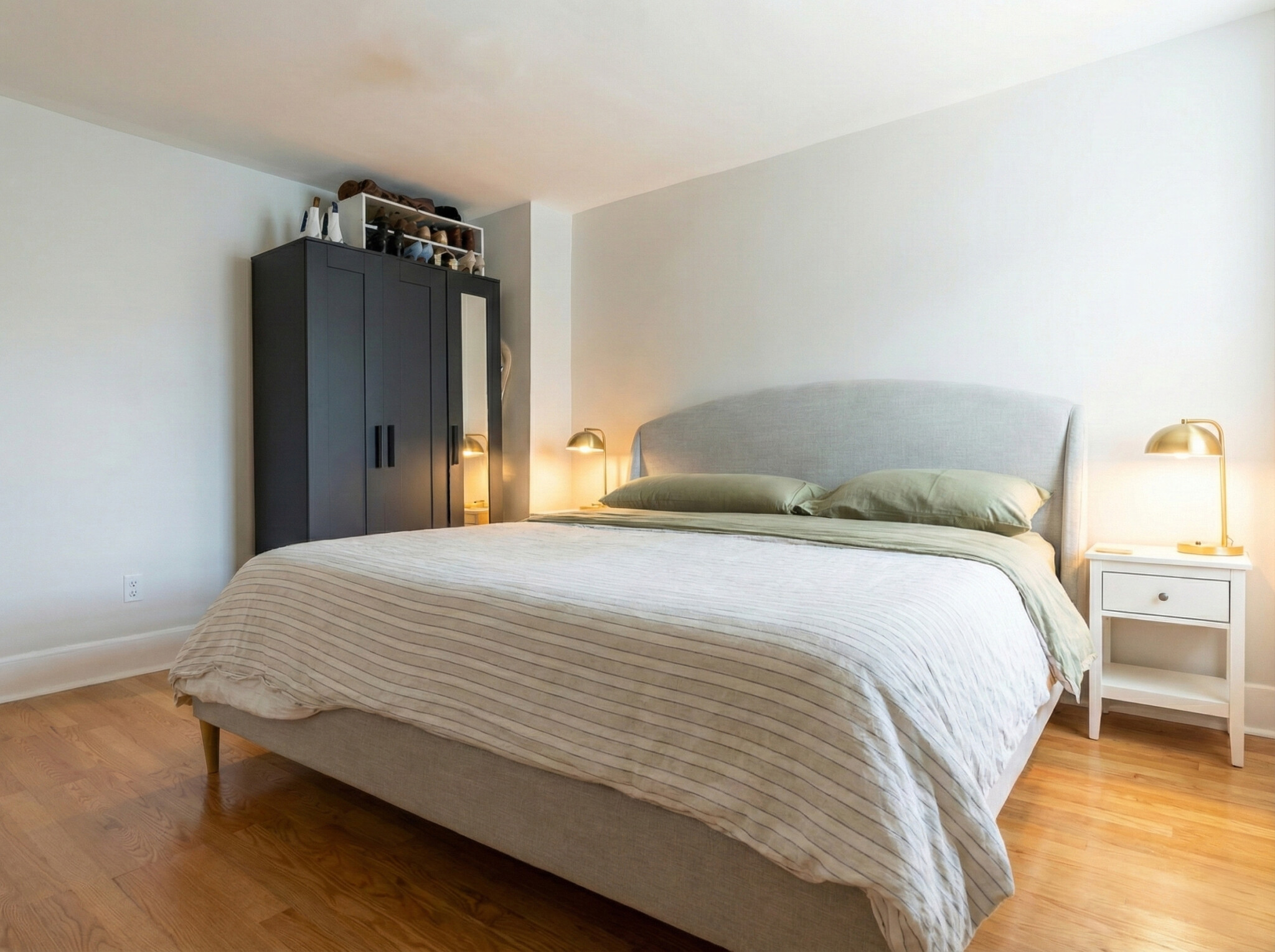 Photos of apartment on Fellsway,Somerville MA 02145