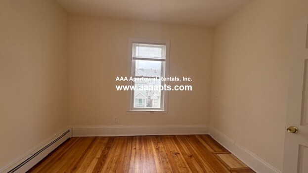 https://ygl-photos.s3.us-west-004.backblazeb2.com/10649W6851d0752052a.jpg
