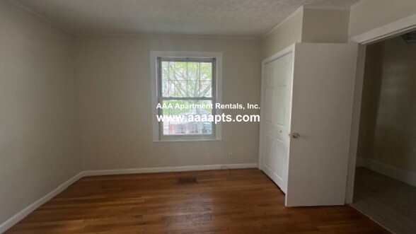 https://ygl-photos.s3.us-west-004.backblazeb2.com/10649W6851d1b14825b.jpg