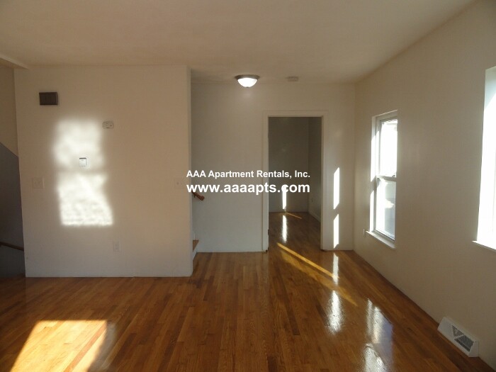 20 Porter St., Malden, MA - 3,000 USD/ month