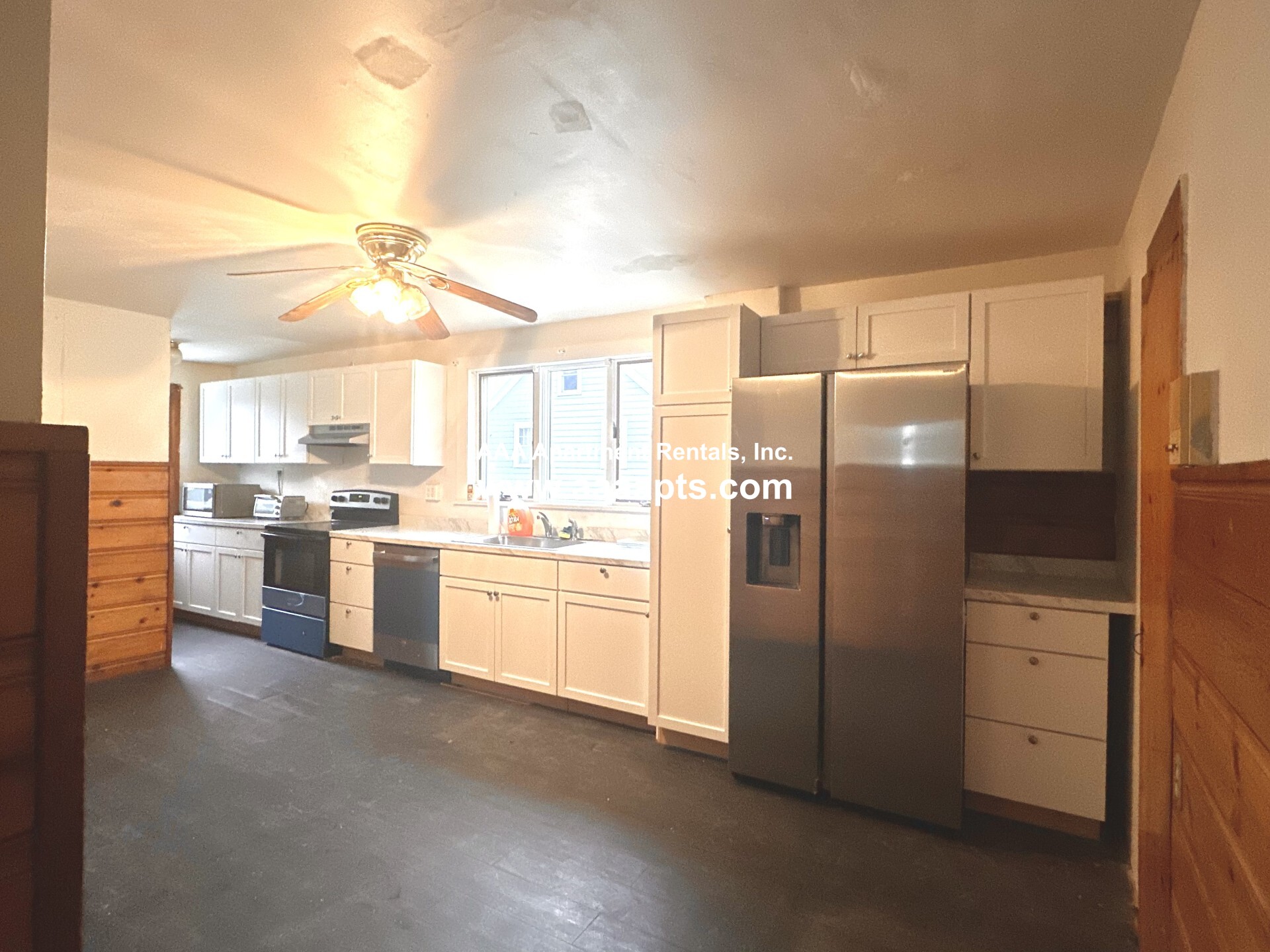 1093 Salem St., Malden, MA - 3,000 USD/ month