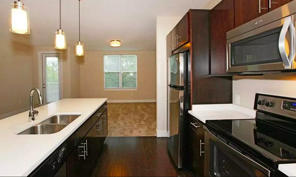 2 bed, 2 bath apartment for rent at 270 Pleasant St, Watertown — photo 2 of 8