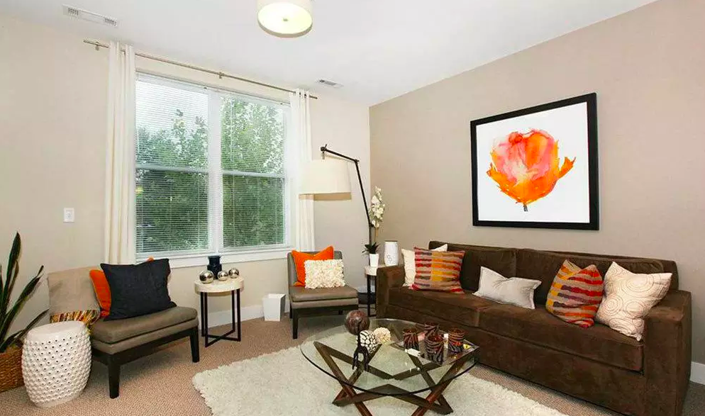 2 bed, 2 bath apartment for rent at 270 Pleasant St, Watertown — photo 4 of 8