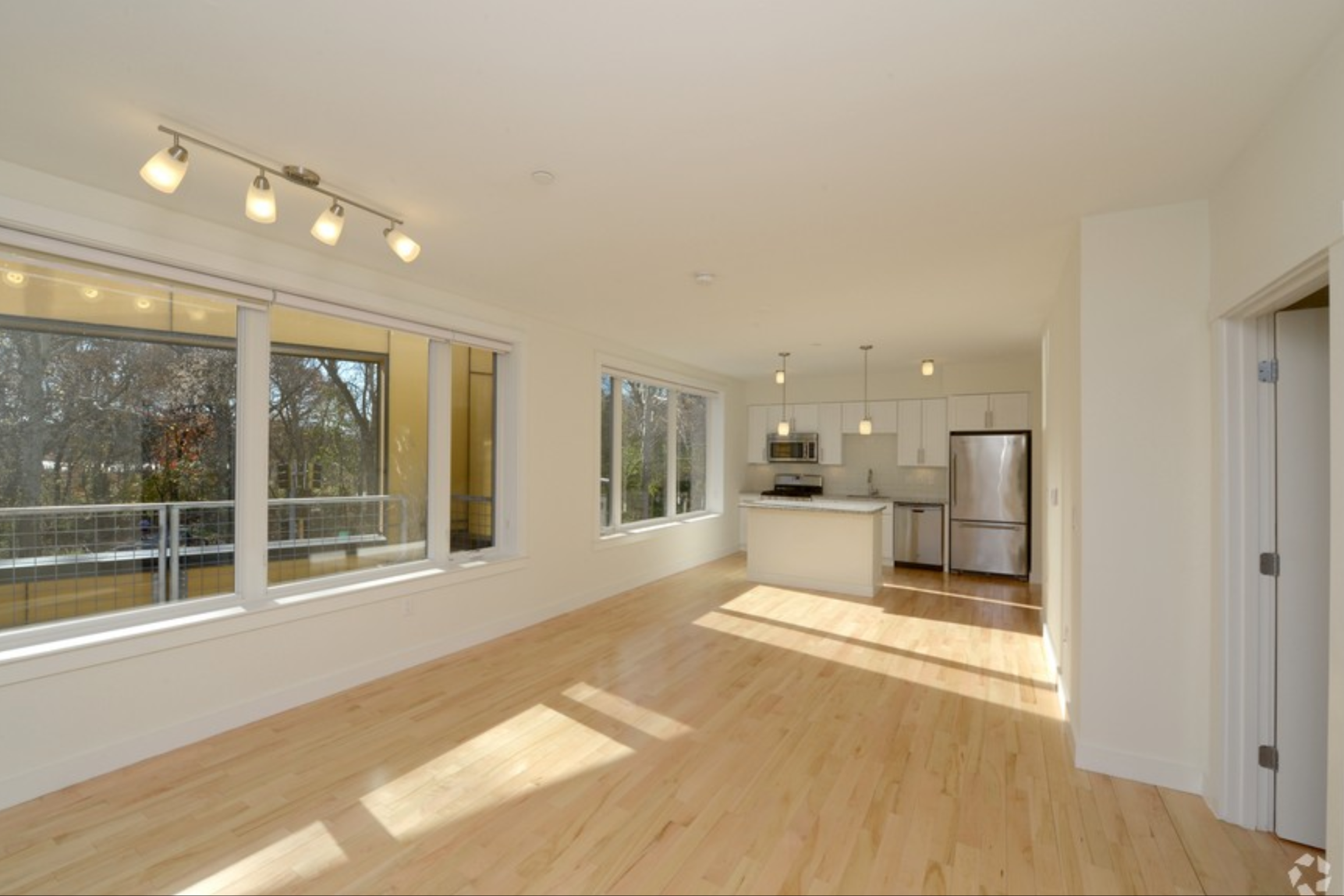Studio bed, 1 bath apartment for rent at 603 Concord Ave, Cambridge — photo 4 of 10