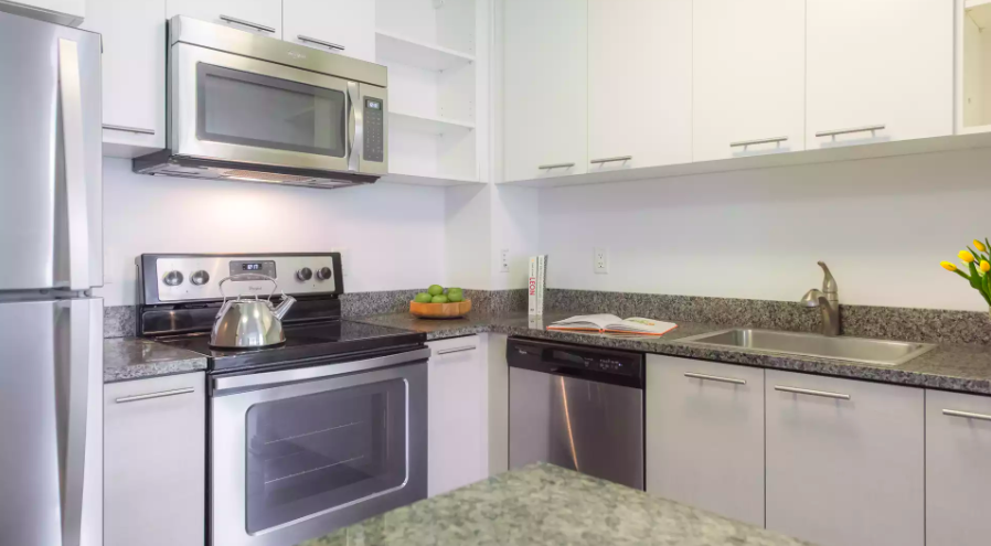 3 bed, 2 bath apartment for rent at 285 Third St, Cambridge — photo 2 of 16