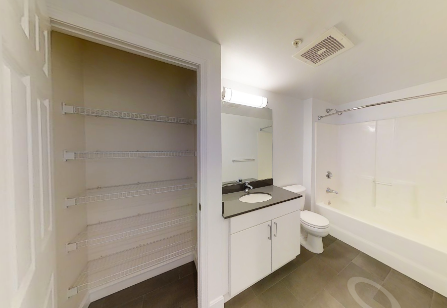 2 bed, 2 bath apartment for rent at 237 Moody St, Waltham — photo 7 of 15