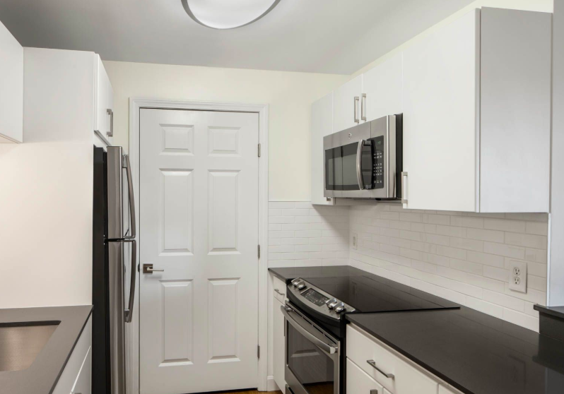 2 bed, 2 bath apartment for rent at 237 Moody St, Waltham