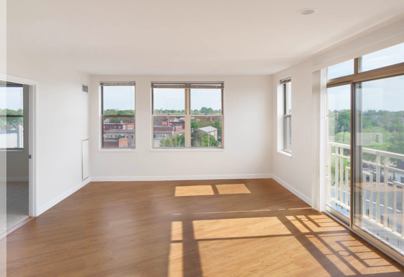 2 bed, 2 bath apartment for rent at 237 Moody St, Waltham — photo 14 of 15