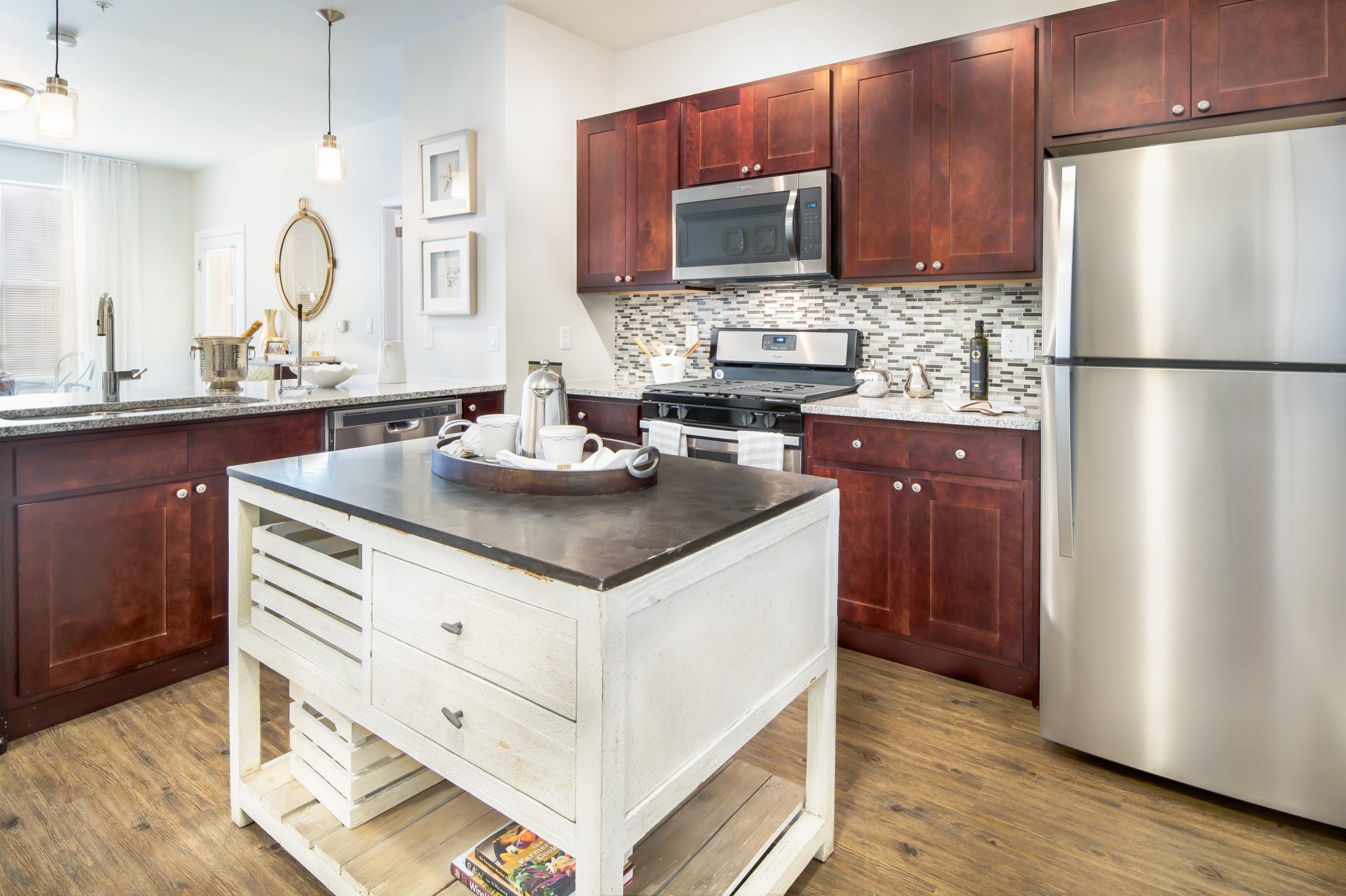1 bed, 1 bath apartment for rent at 375 Acorn Park Dr, Belmont — photo 3 of 19