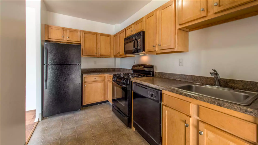 2 bed, 1 bath apartment for rent at 205 Walden St, Cambridge — photo 2 of 15