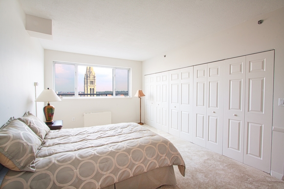 2 bed, 1 bath apartment for rent at 1575 Tremont St, Boston — photo 5 of 12