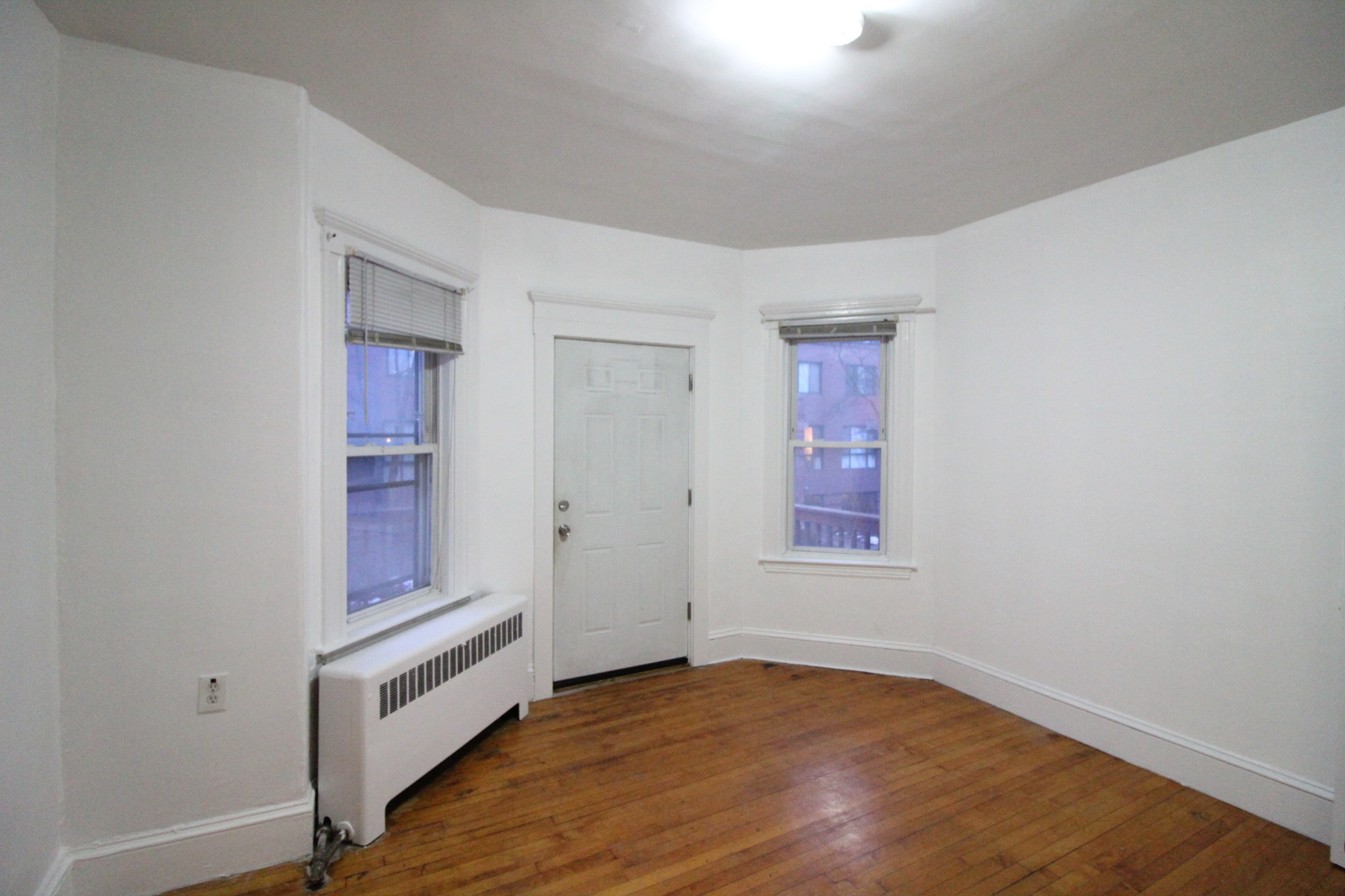 4 bed, 1 bath apartment for rent at 54 Brainerd Rd Unit 2, Allston — photo 2 of 26