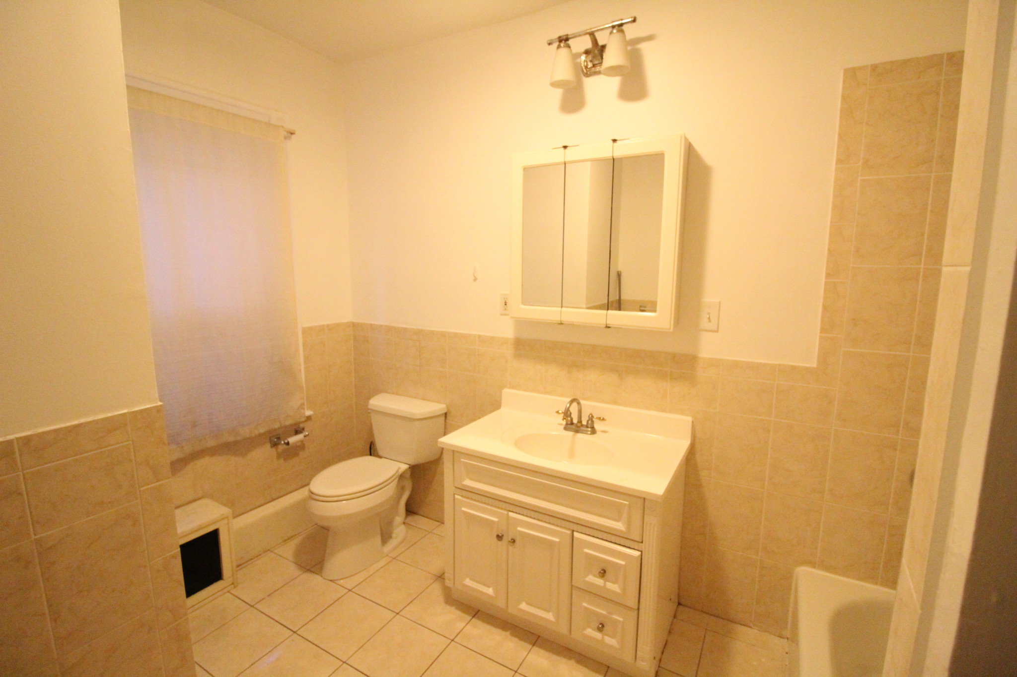 4 bed, 1 bath apartment for rent at 54 Brainerd Rd Unit 2, Allston — photo 7 of 26