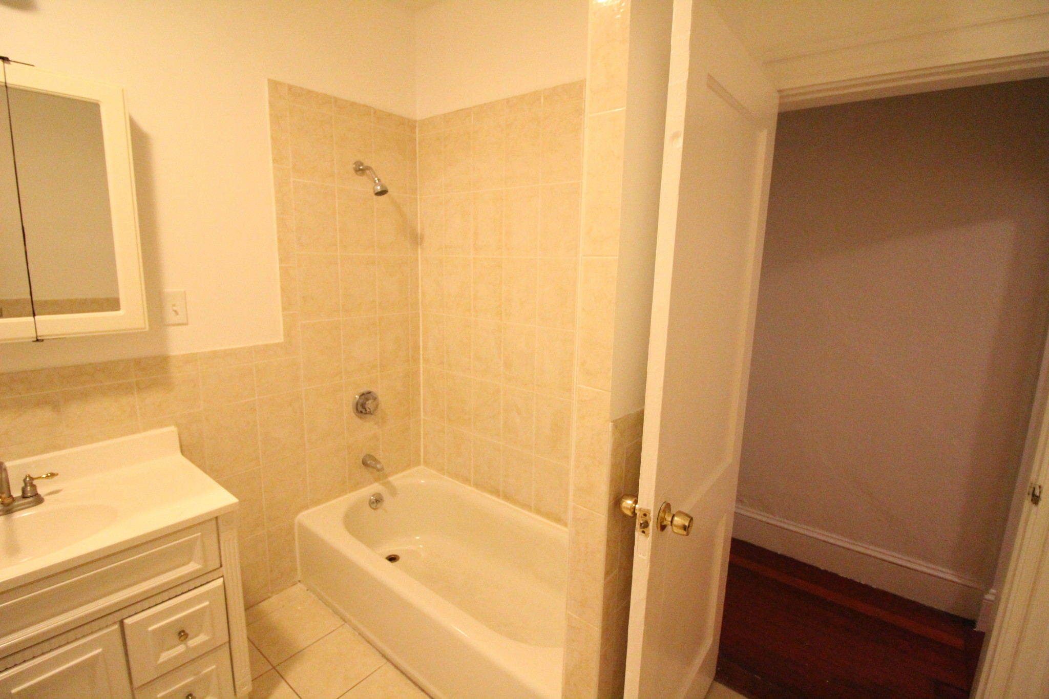 4 bed, 1 bath apartment for rent at 54 Brainerd Rd Unit 2, Allston — photo 18 of 26