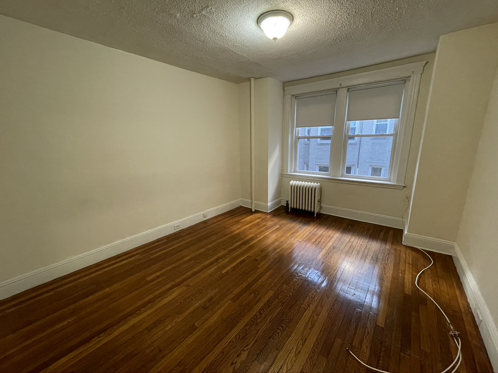 1197 Boylston St, Fenway