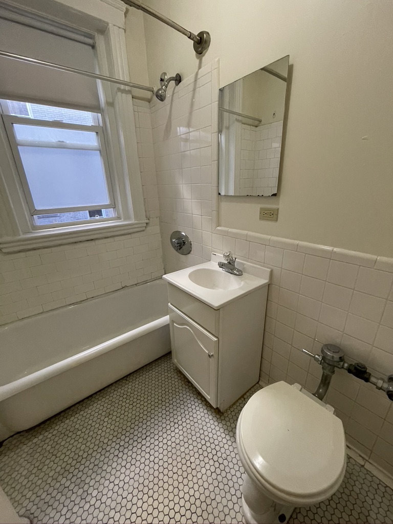 1197 Boylston St, Fenway