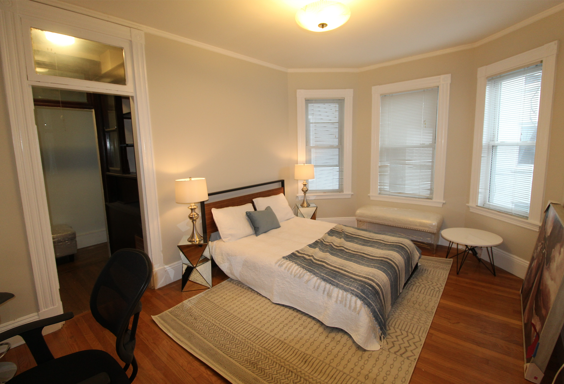 1 bed, 1 bath apartment for rent at 8 Douglass St Unit 2F, Cambridge — photo 4 of 5