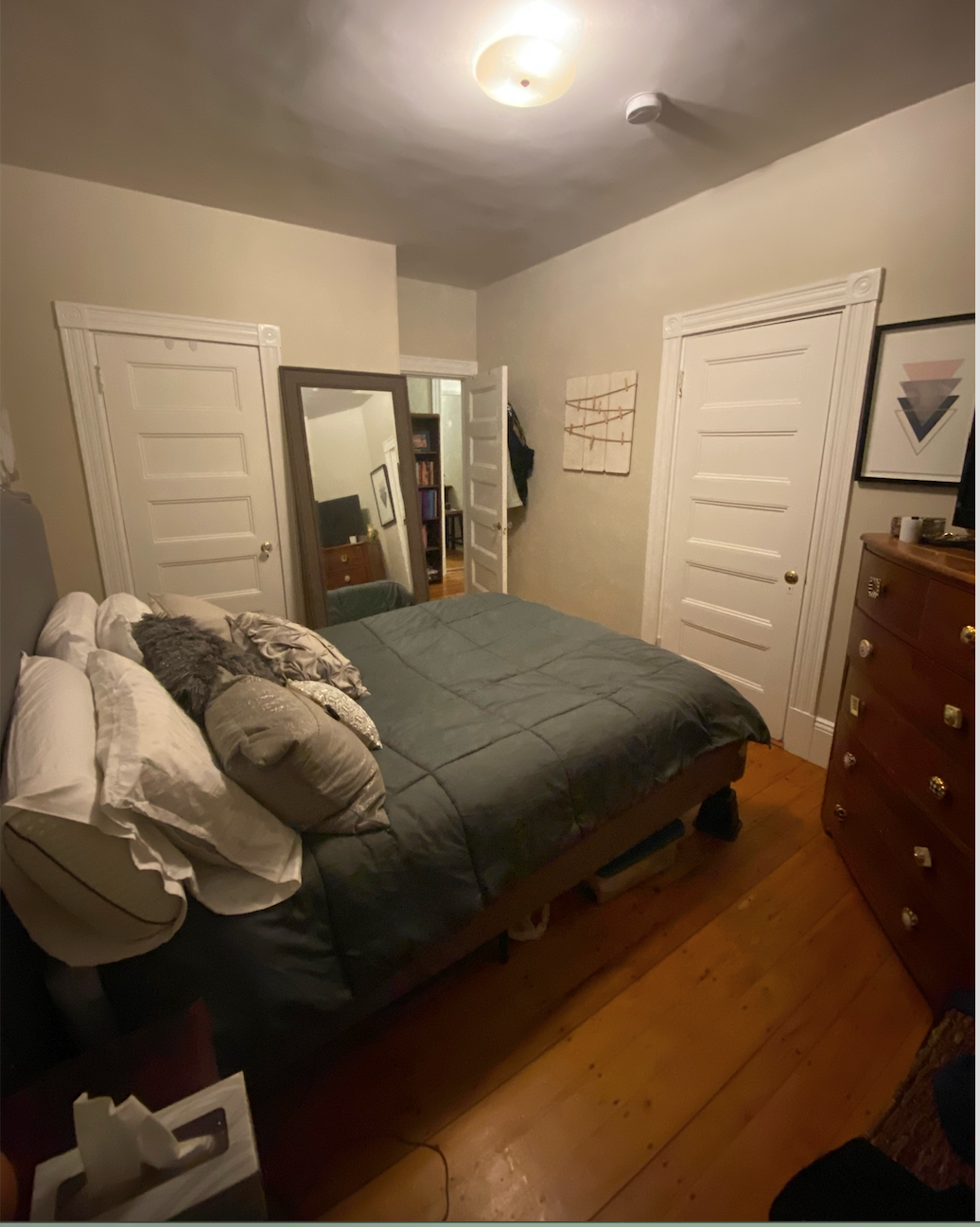 1 bed, 1 bath apartment for rent at 8 Douglass St Unit 2R, Cambridge — photo 2 of 4