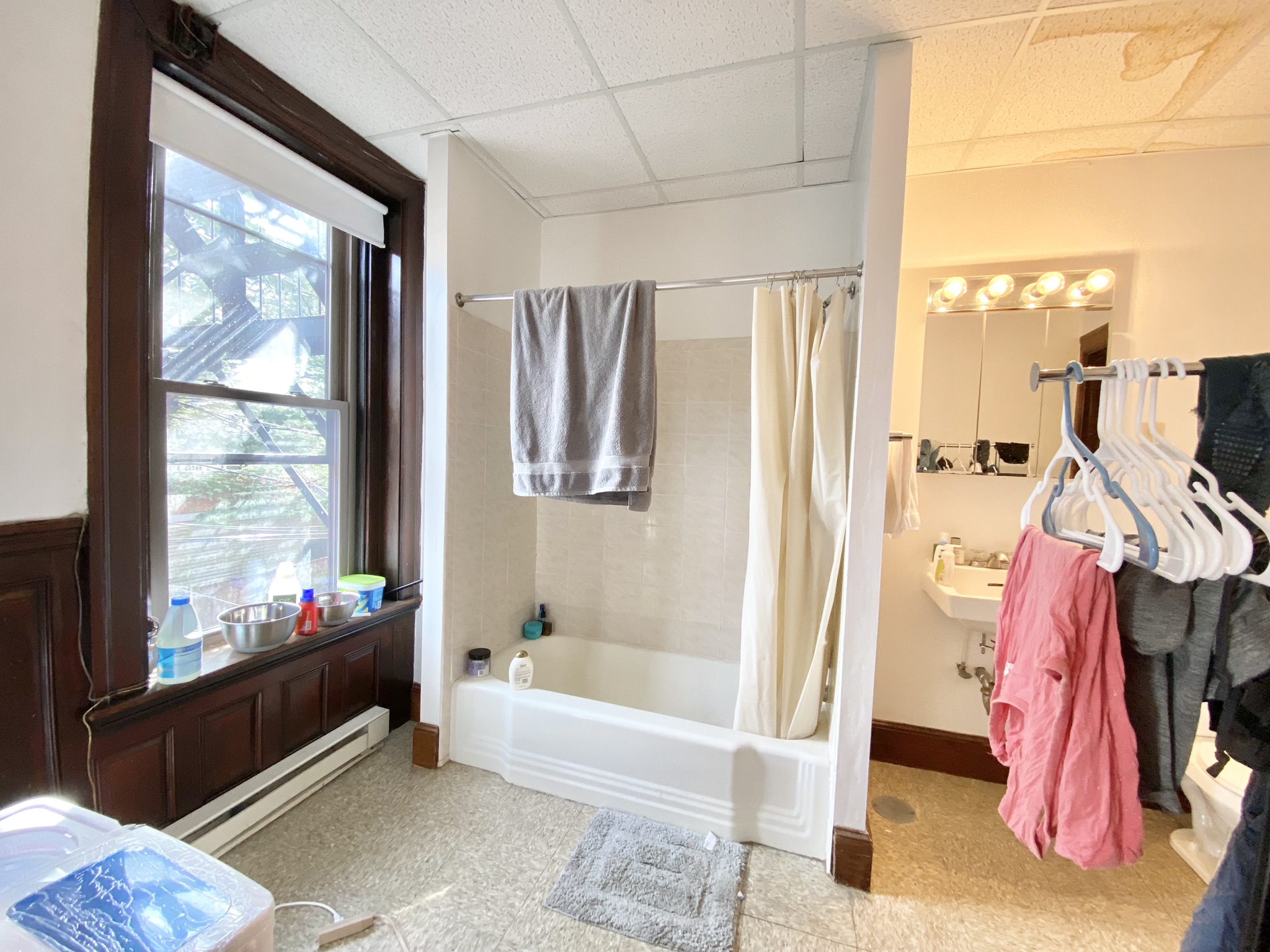 1061 Beacon St, Brookline Village