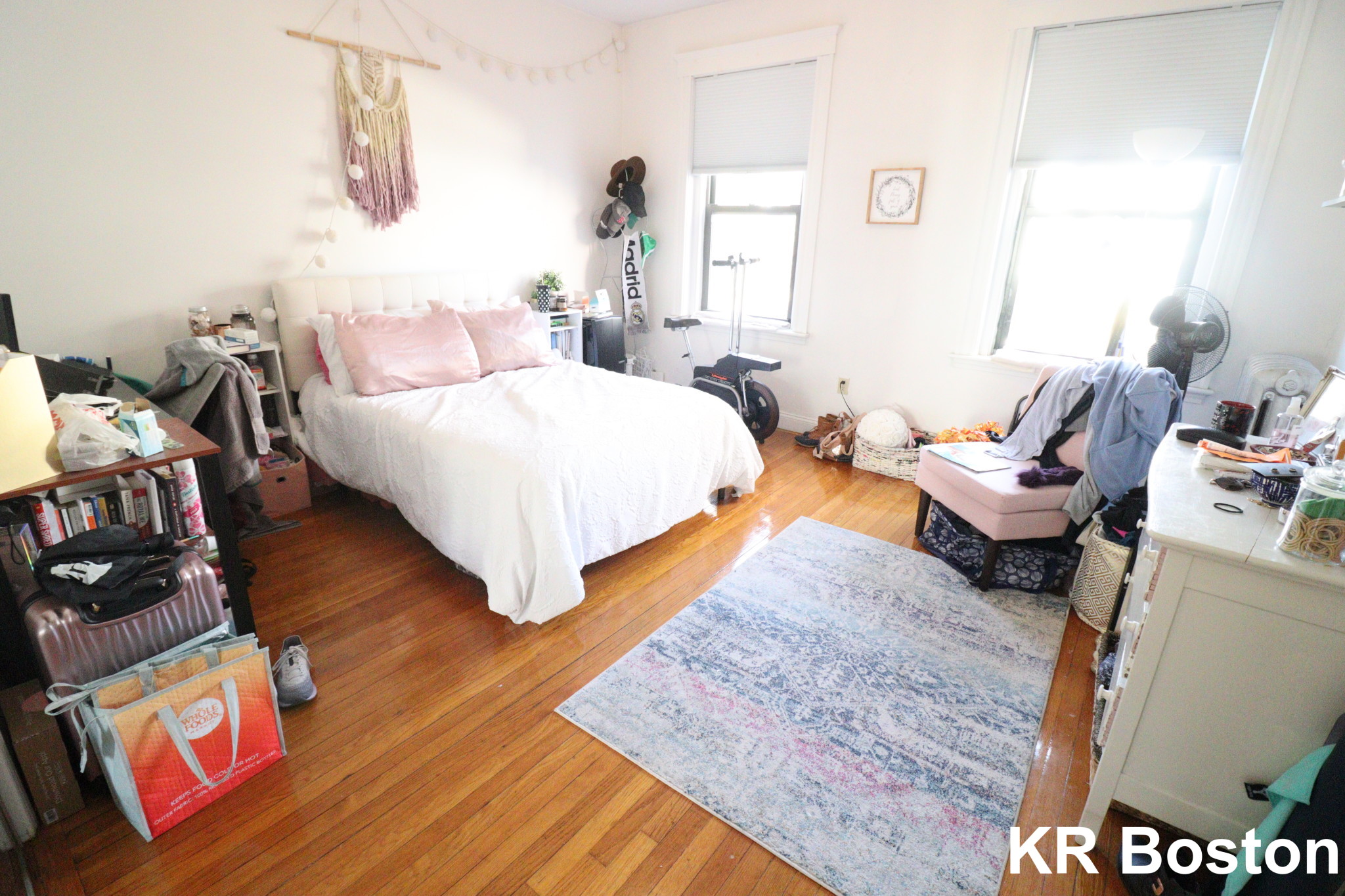 4 bed, 2 bath apartment for rent at 35 Cummings Rd Unit 5, Brighton — photo 11 of 13