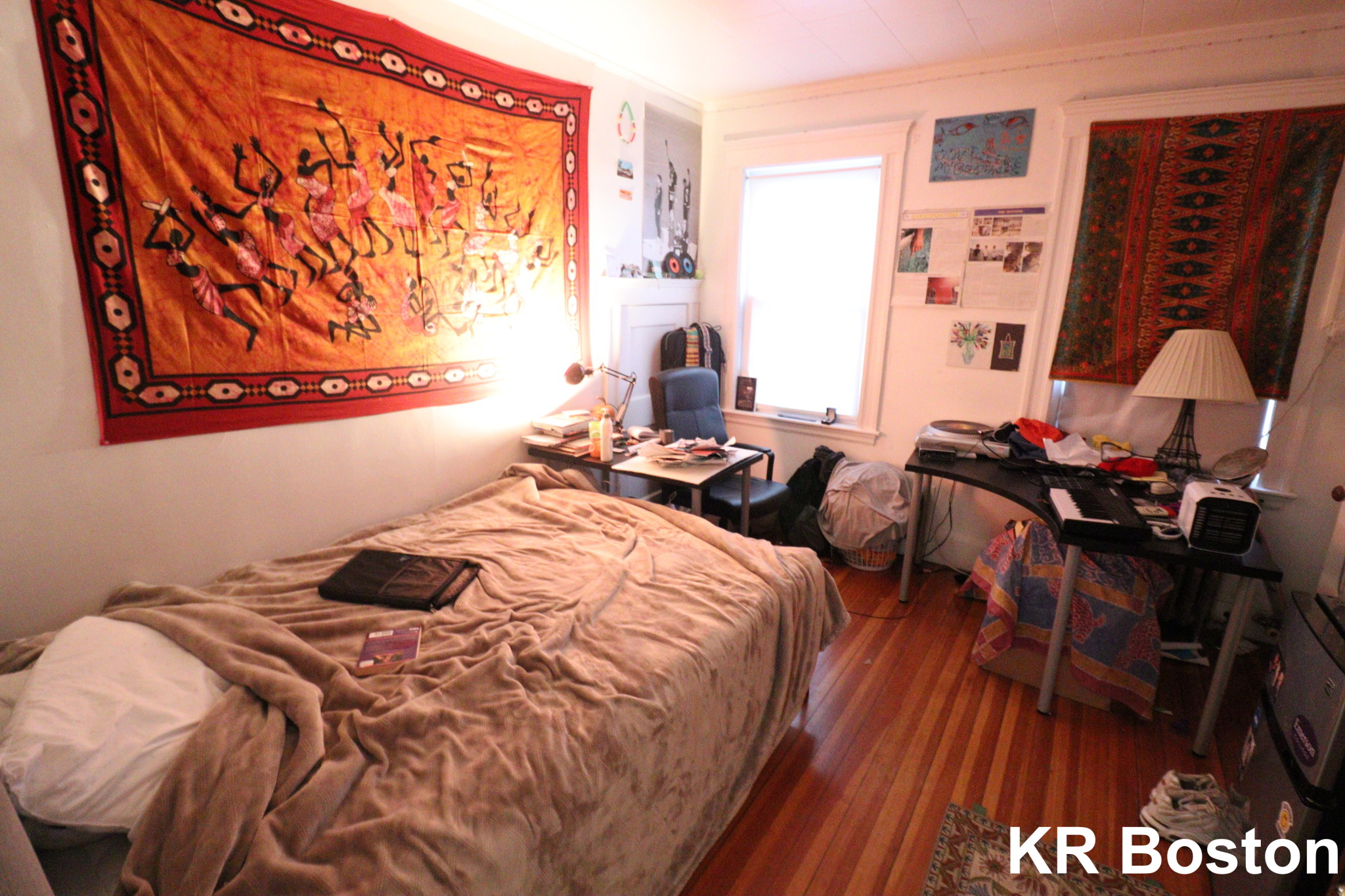 4 bed, 1 bath apartment for rent at 11 Chester St Unit 1, Allston — photo 11 of 20