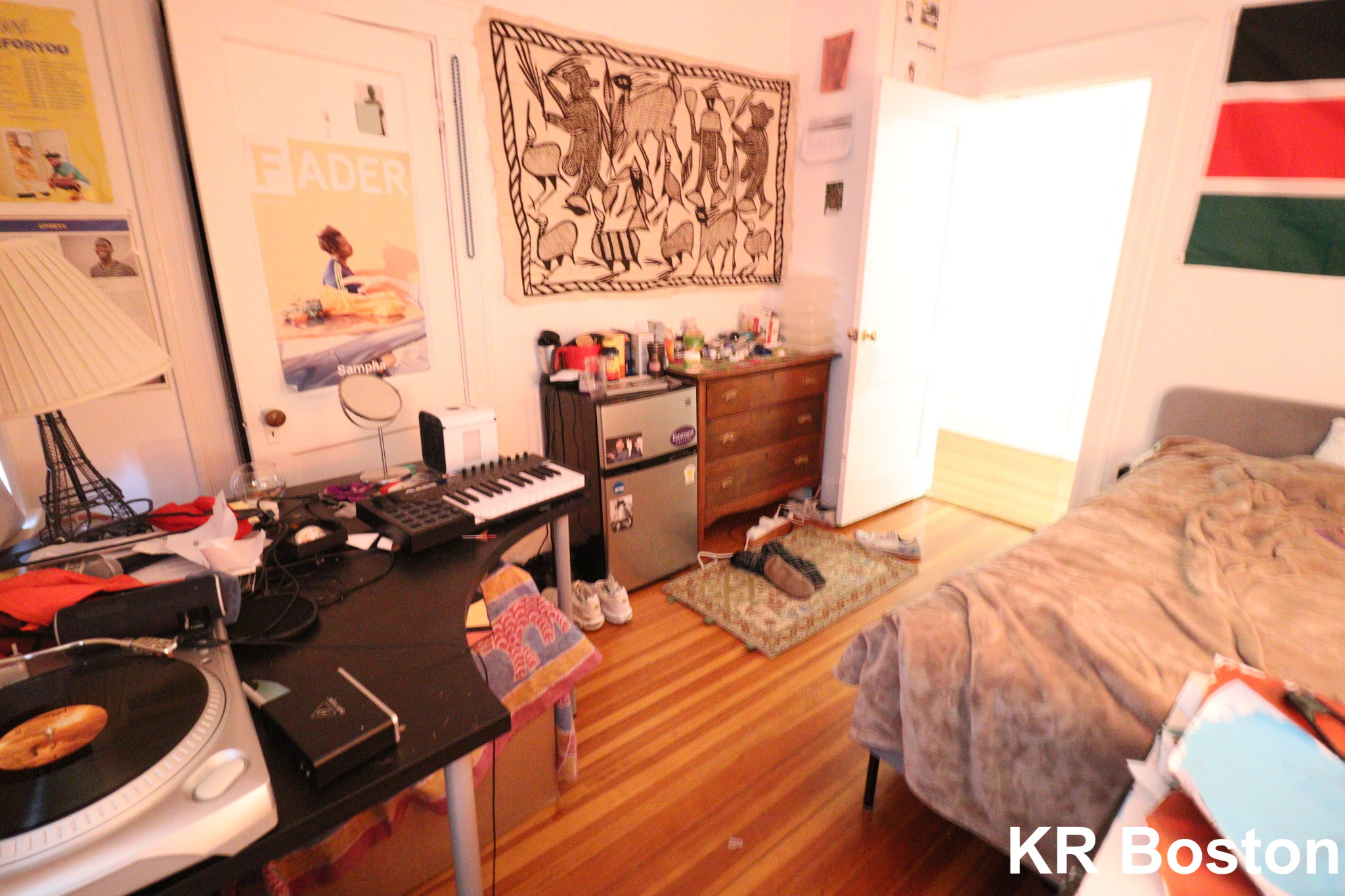 4 bed, 1 bath apartment for rent at 11 Chester St Unit 1, Allston — photo 19 of 20