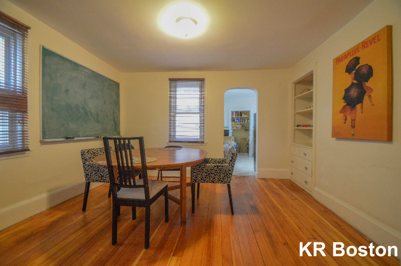 7 bed, 2 bath apartment for rent at 216 Norfolk St Unit H, Cambridge — photo 5 of 12