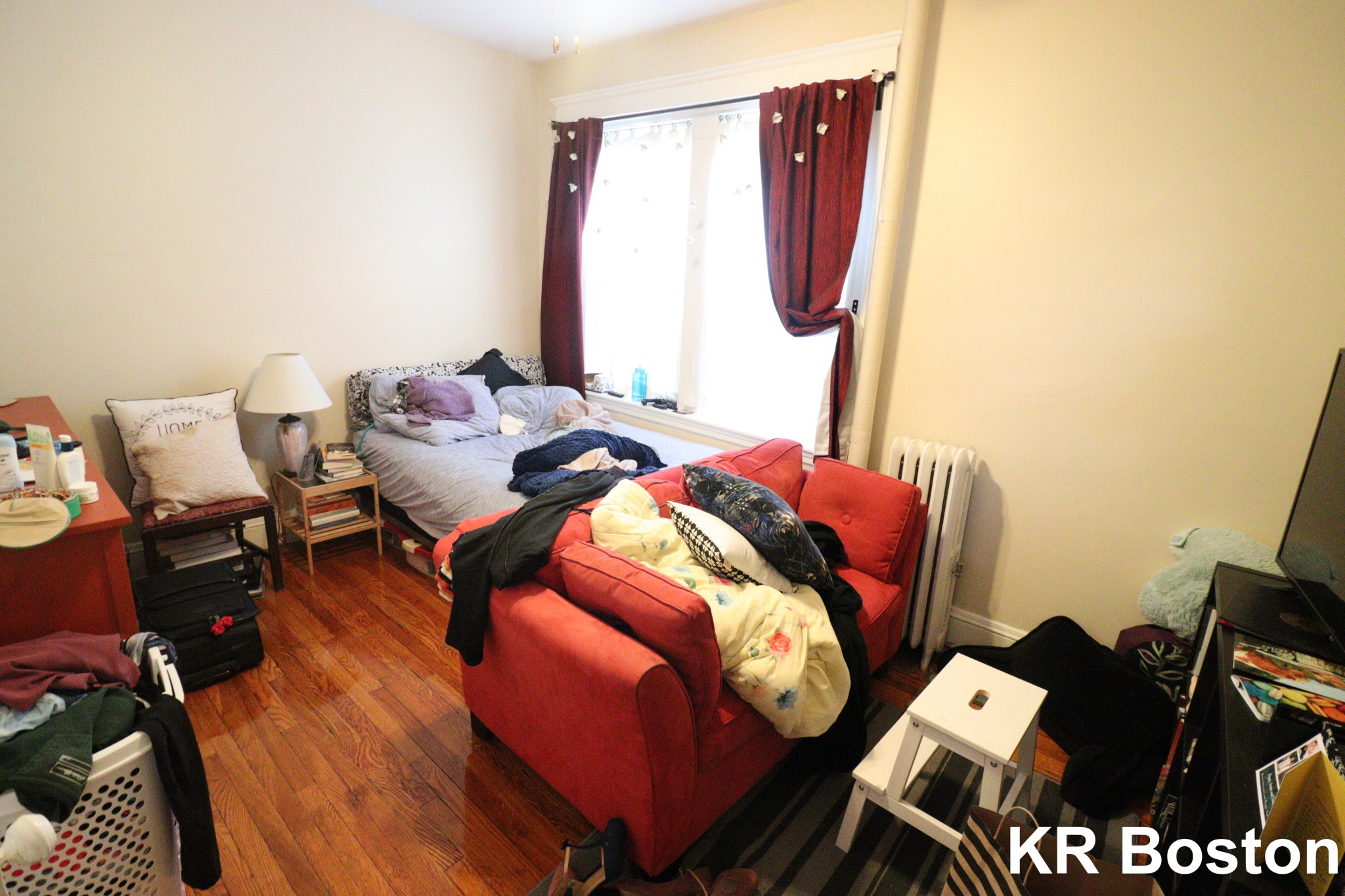 2 bed, 1 bath apartment for rent at 125 Summit Ave Unit 3, Brighton — photo 3 of 42