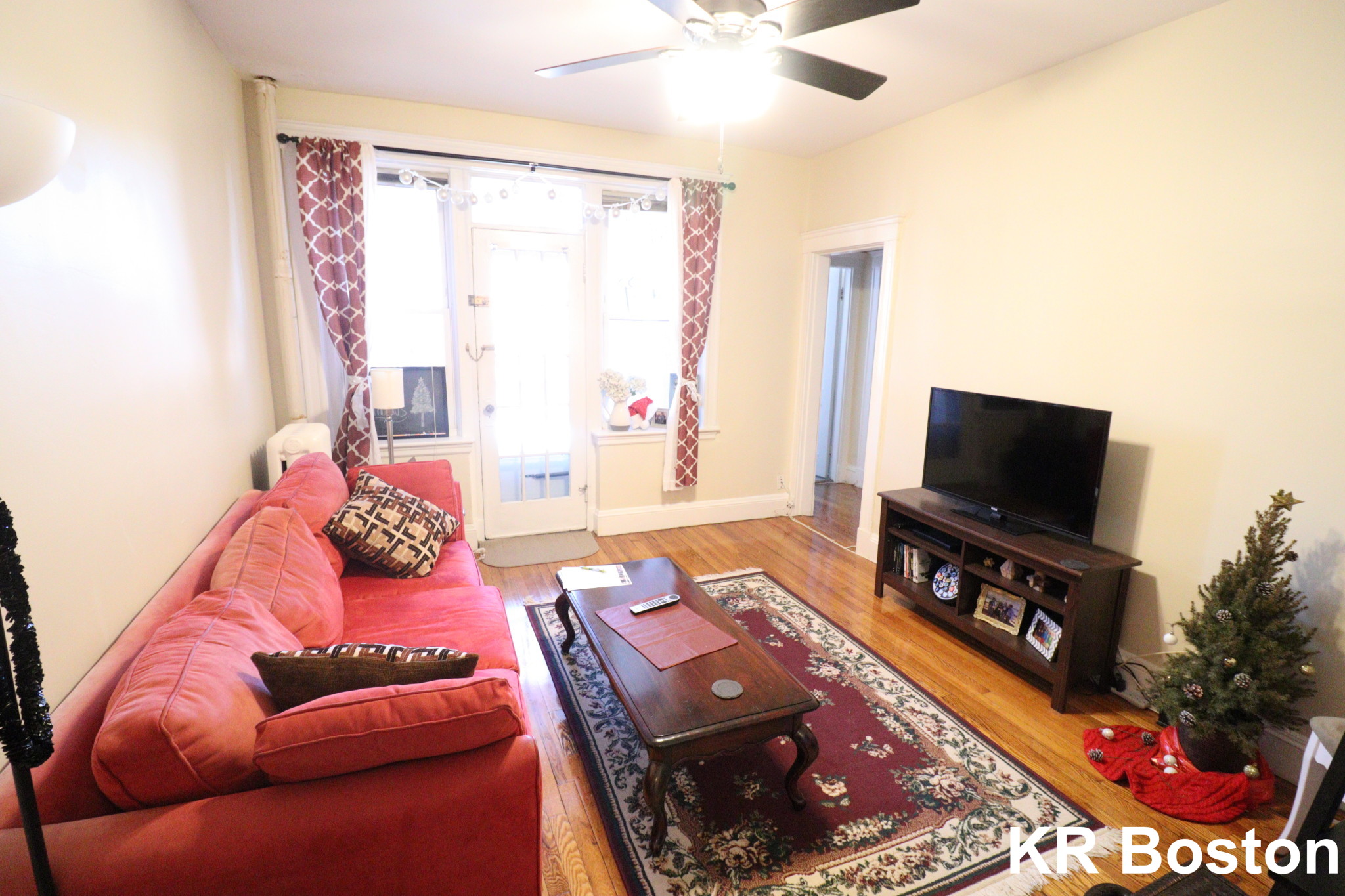 2 bed, 1 bath apartment for rent at 125 Summit Ave Unit 3, Brighton — photo 1 of 42