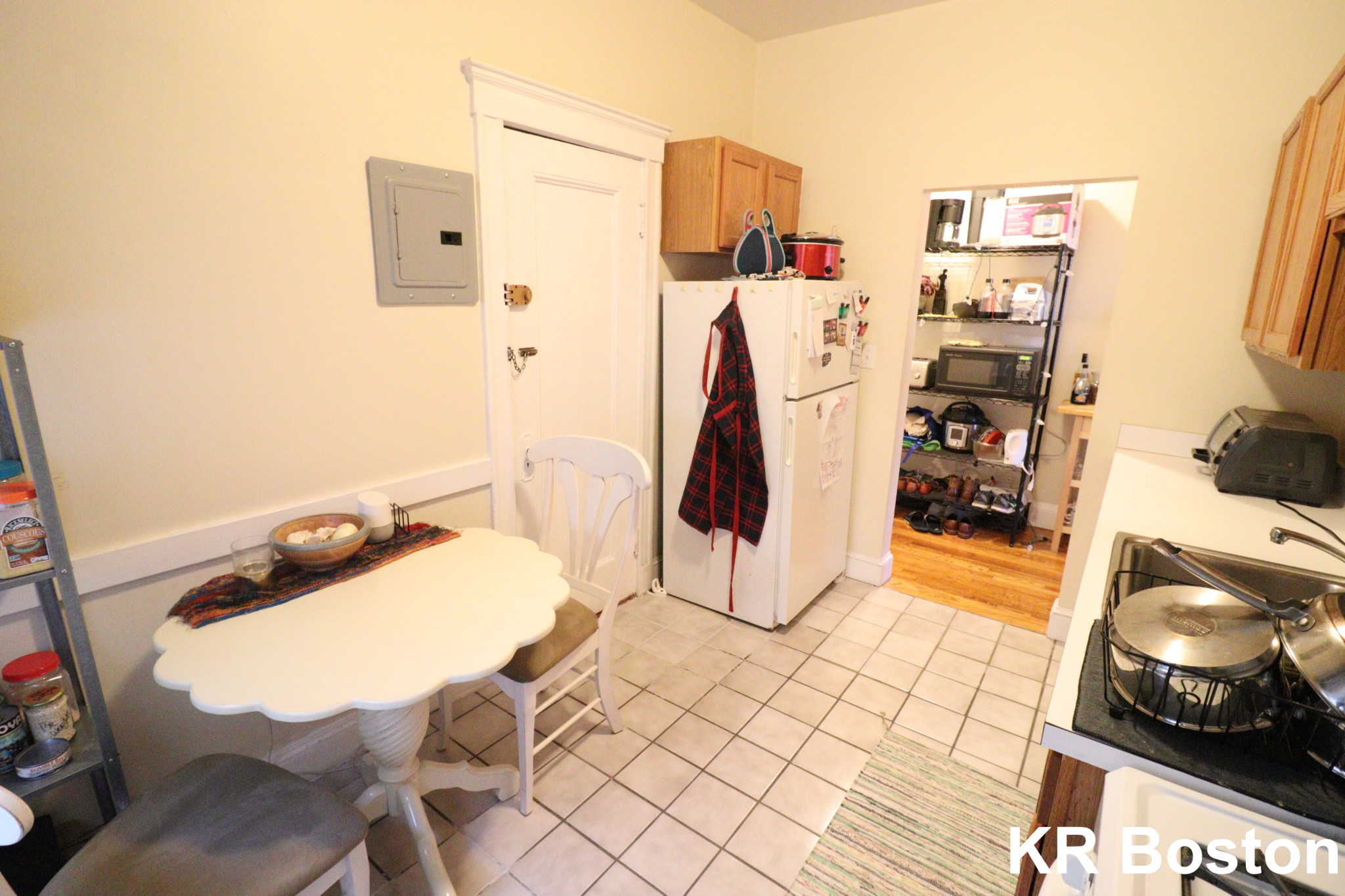 2 bed, 1 bath apartment for rent at 125 Summit Ave Unit 3, Brighton — photo 9 of 42