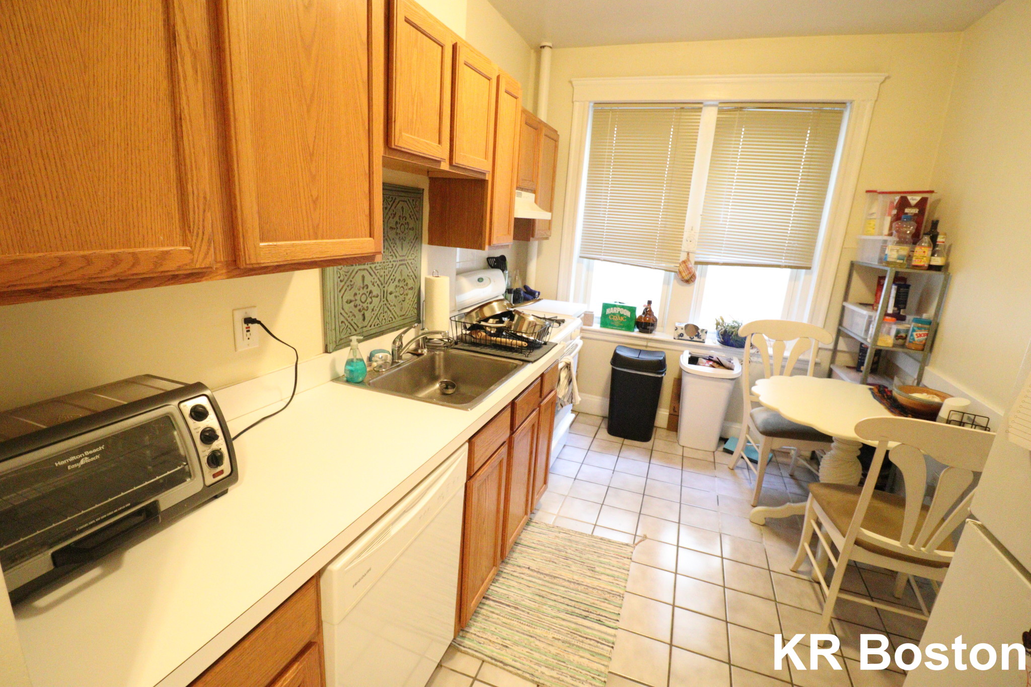 2 bed, 1 bath apartment for rent at 125 Summit Ave Unit 3, Brighton — photo 4 of 42
