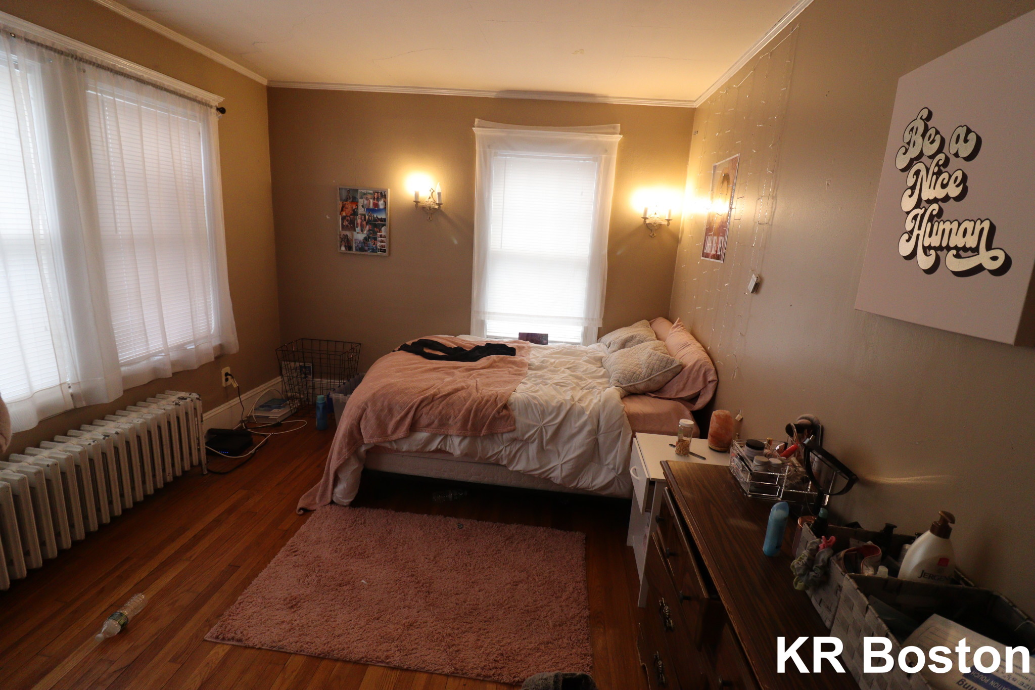 24 Oak Square Ave, Brighton