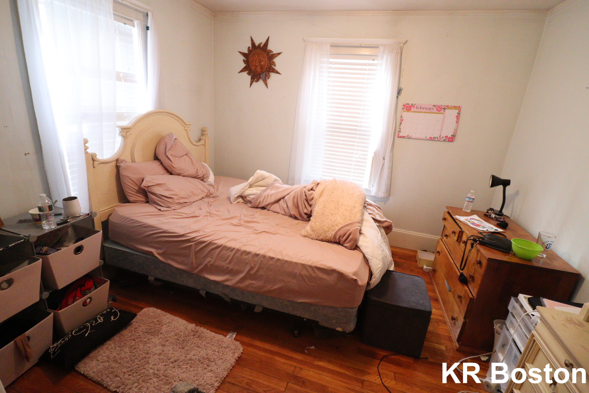 24 Oak Square Ave, Brighton