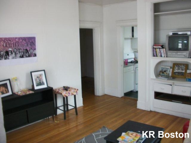 1914 Beacon St, Brighton