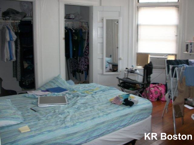 1914 Beacon St, Brighton